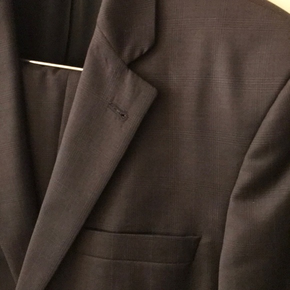 John varvatos suit - Picture 2 of 6